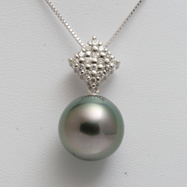 黒蝶パールペンダント